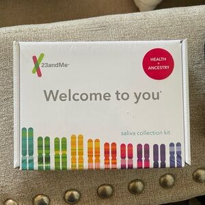 23andMe Saliva Collection Kit